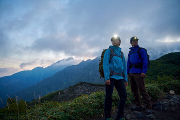 New Rainwear, Reborn – A Challenge to Redefine Conventional "Theory"